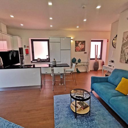 Charming Studios In Calheta Beach - Villa Esmeralda Buitenkant foto