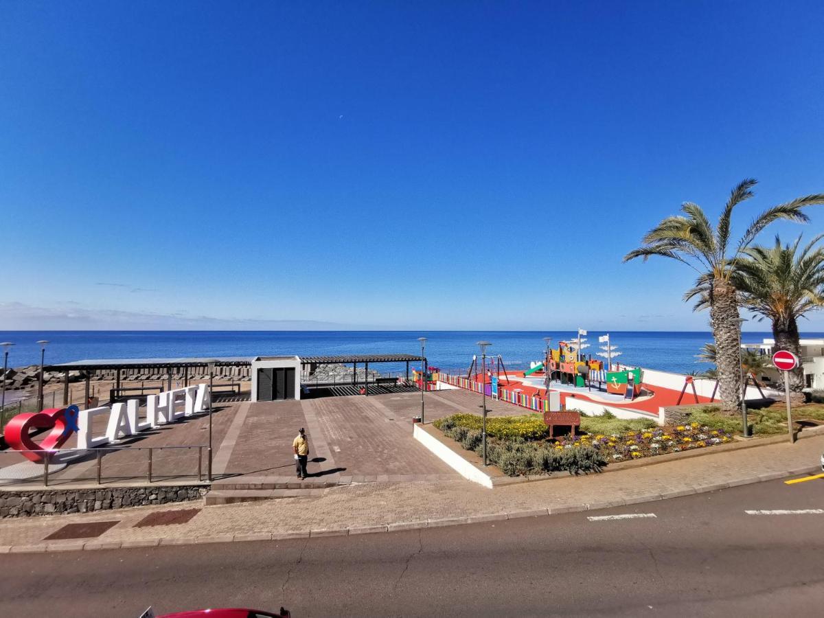 Charming Studios In Calheta Beach - Villa Esmeralda Buitenkant foto
