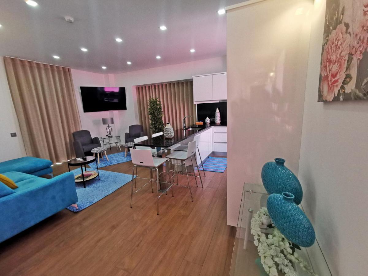 Charming Studios In Calheta Beach - Villa Esmeralda Buitenkant foto